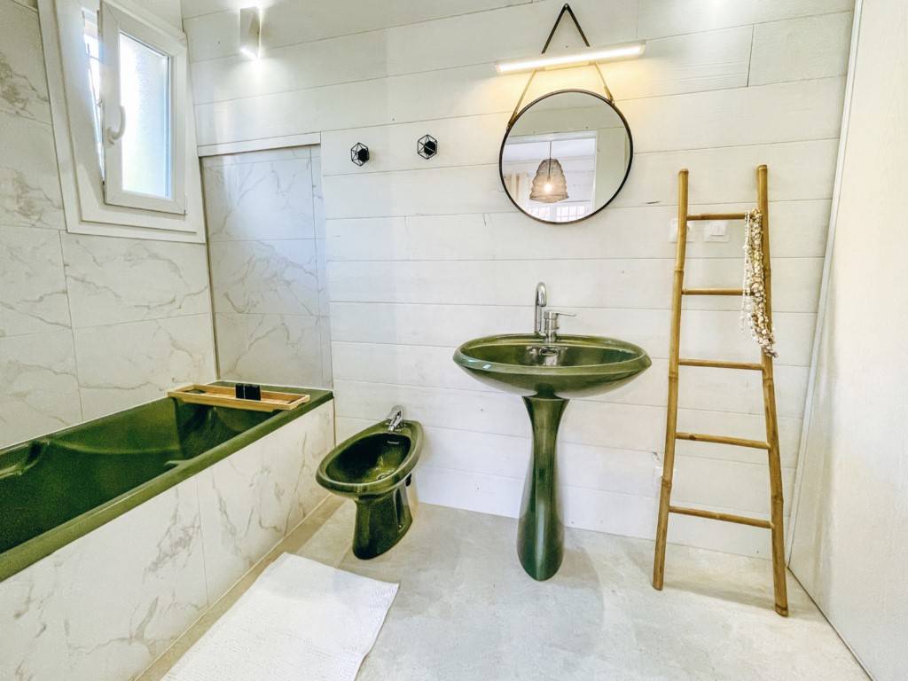 VILLA TINCO - Villa en location saisonnière proche de la plage de l'Almanarre à HYERES, dans le Var