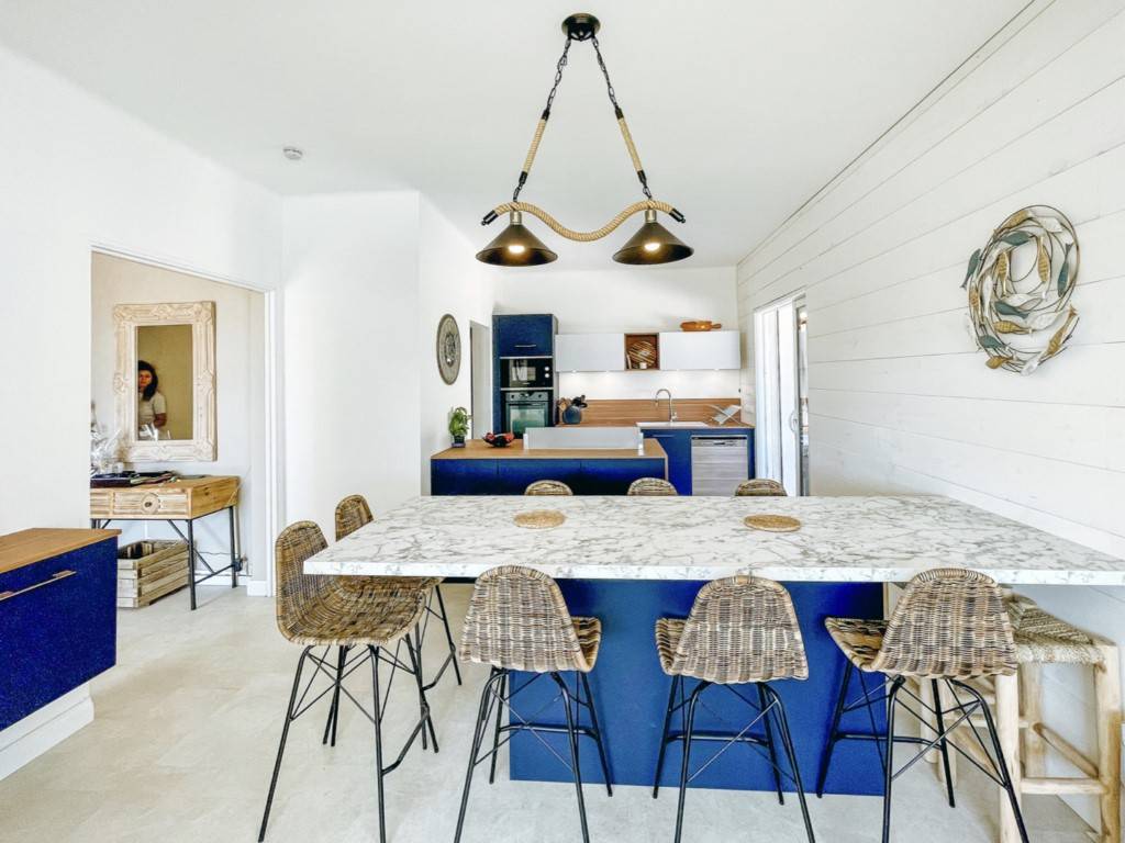 VILLA TINCO - Villa en location saisonnière proche de la plage de l'Almanarre à HYERES, dans le Var