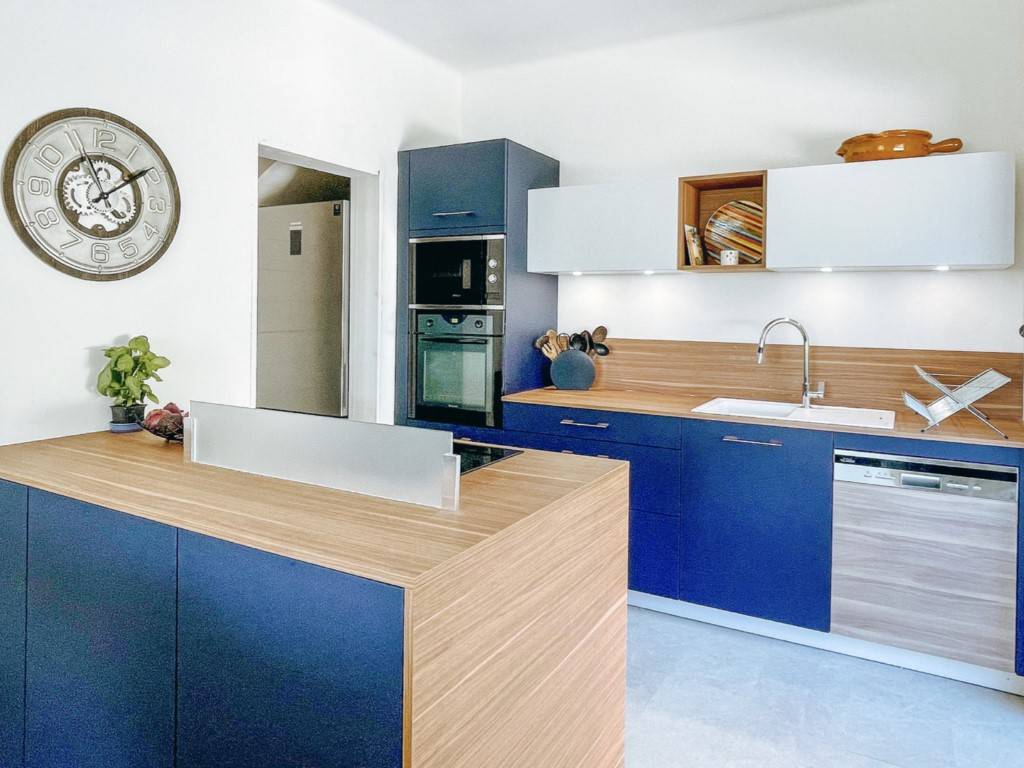 VILLA TINCO - Villa en location saisonnière proche de la plage de l'Almanarre à HYERES, dans le Var