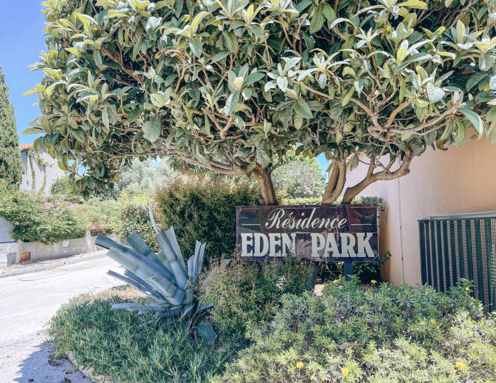 Location d'un appartement de vacances services compris dans proche de Hyères