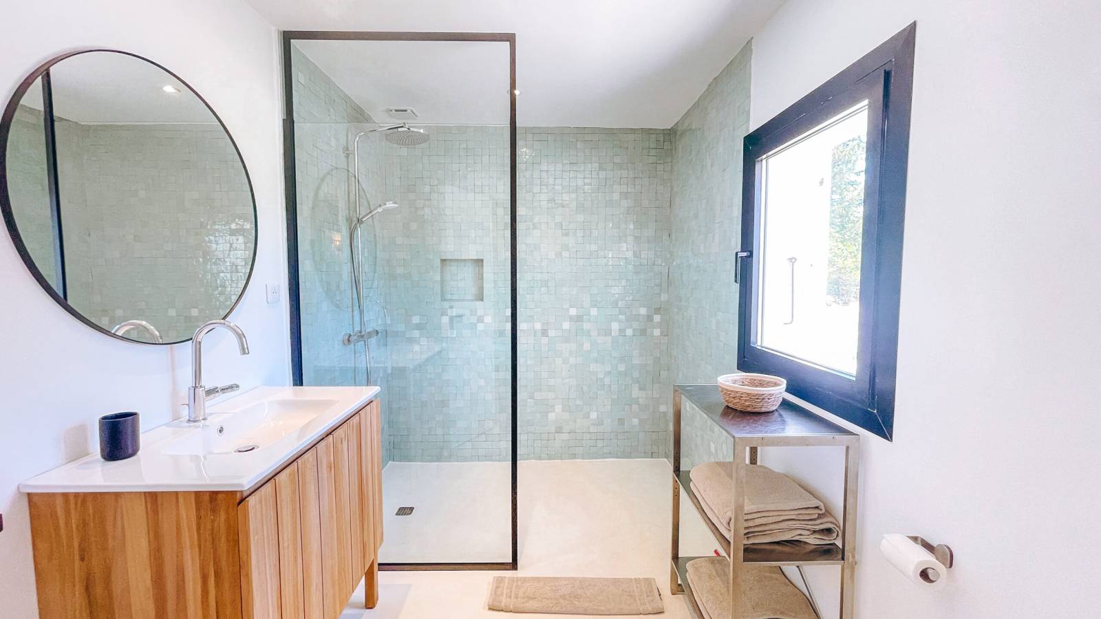 LE MAS DU GRAND PIN - Location magnifique maison avec vue dégagée sur les vignes et les village de la Cadière d’Azur et du CASTELLET