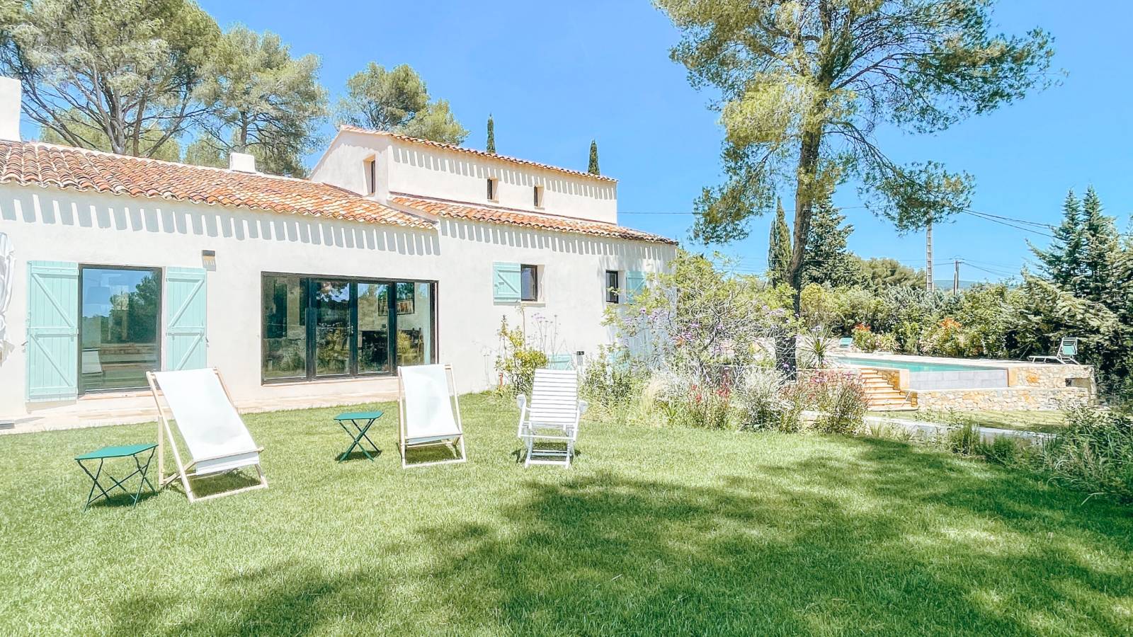 LE MAS DU GRAND PIN - Location magnifique maison avec vue dégagée sur les vignes et les village de la Cadière d’Azur et du CASTELLET