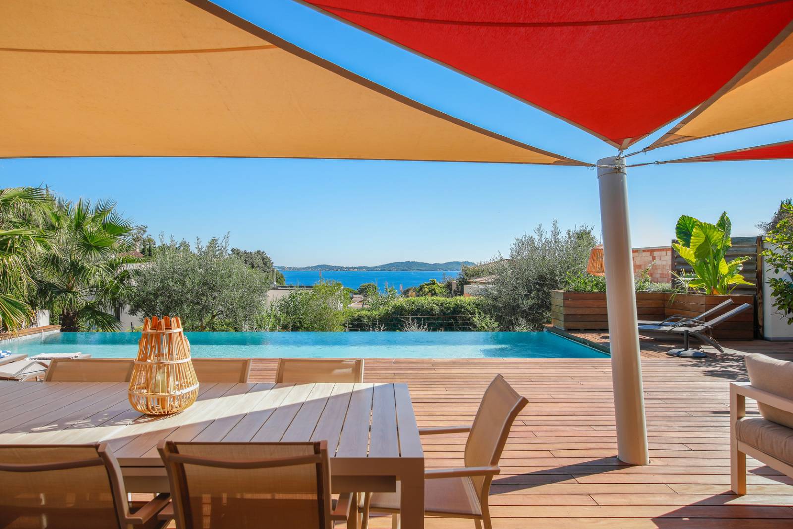 Maison contemporaine avec vue mer à 10mn de la plage à pied !