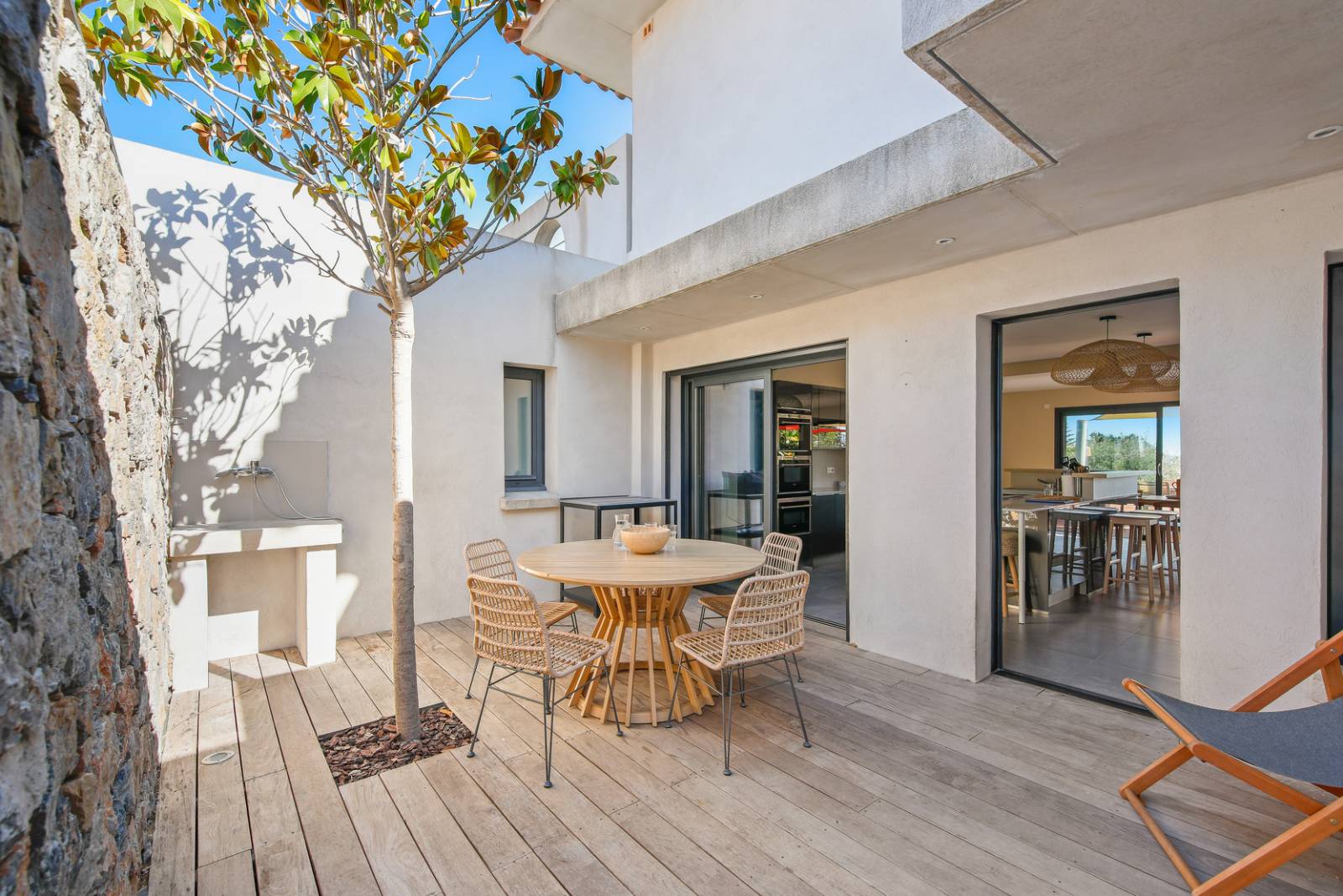 Maison contemporaine avec vue mer à 10mn de la plage à pied !