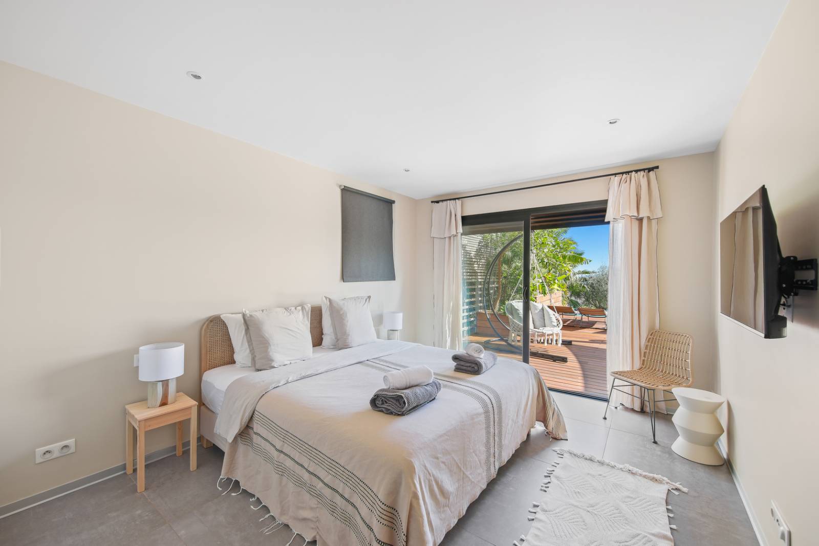 Maison contemporaine avec vue mer à 10mn de la plage à pied !