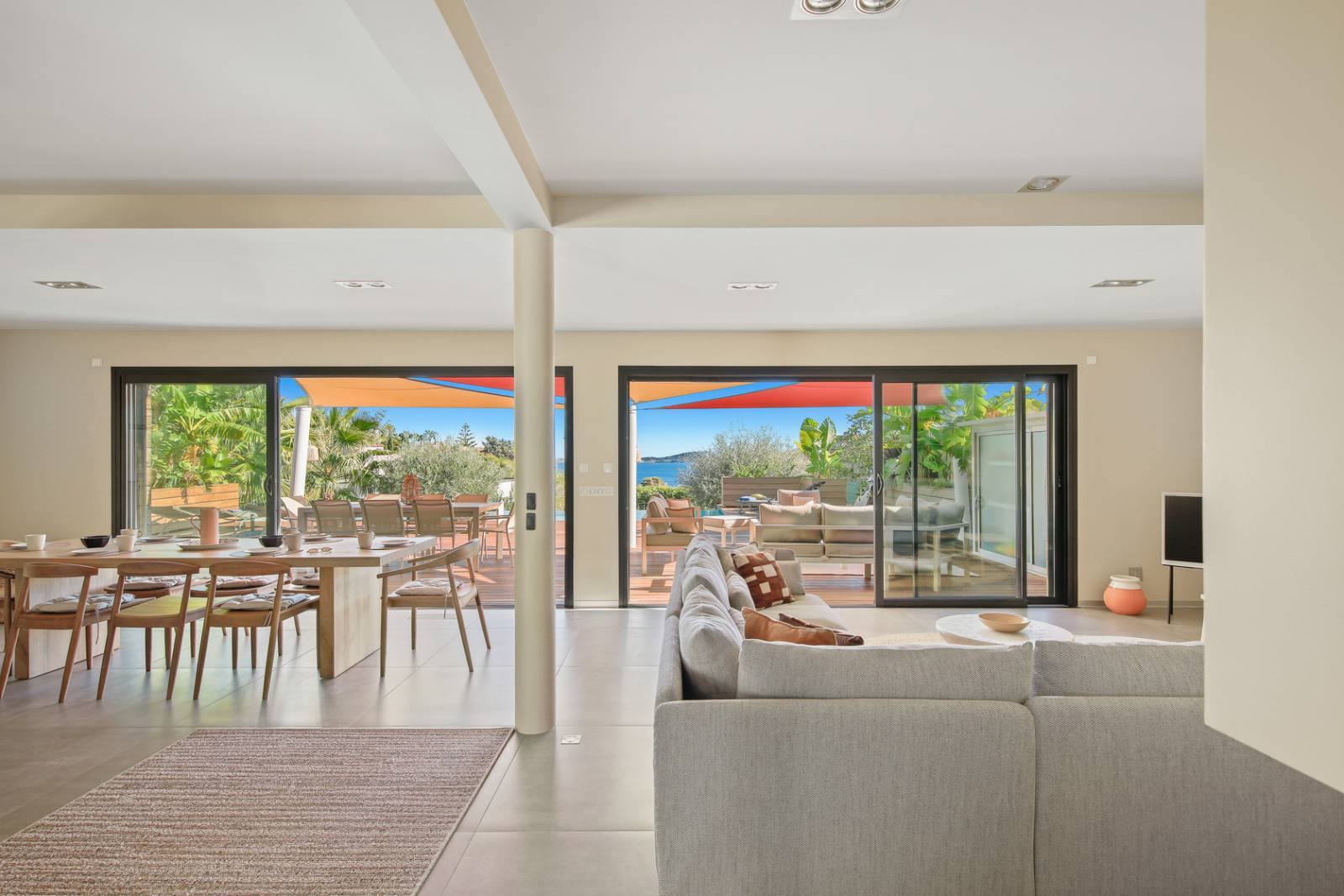 Maison contemporaine avec vue mer à 10mn de la plage à pied !