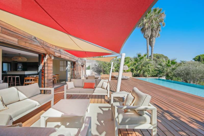 Maison contemporaine avec vue mer à 10mn de la plage à pied !