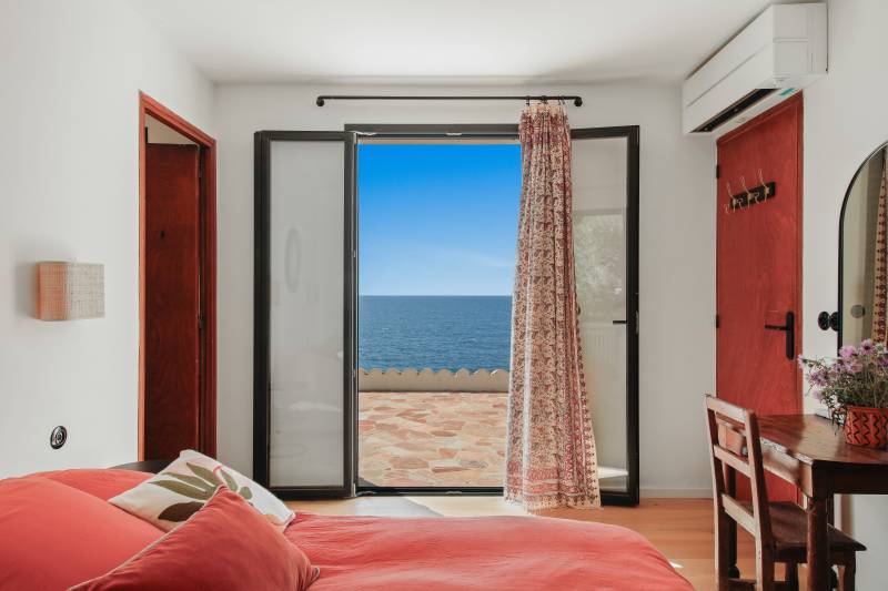 Maison exceptionnelle les pieds dans l'eau à Carqueiranne