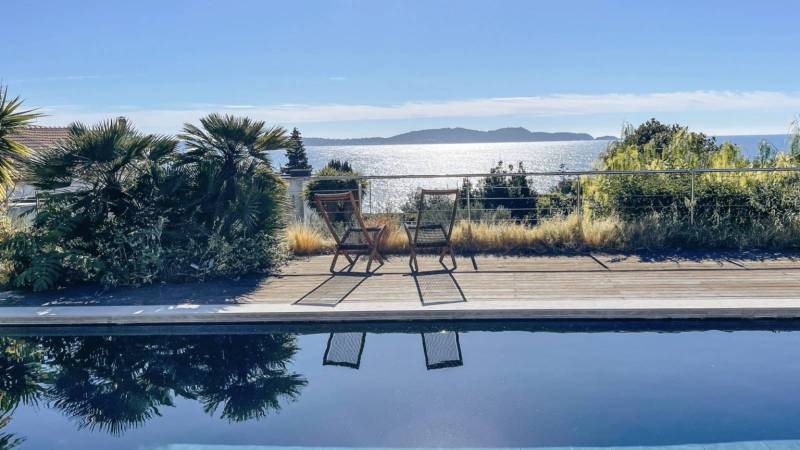 Réserver une villa de vacances proche de l'Almanarre à Hyères