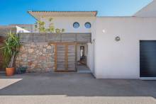 Maison contemporaine avec vue mer à 10mn de la plage à pied !